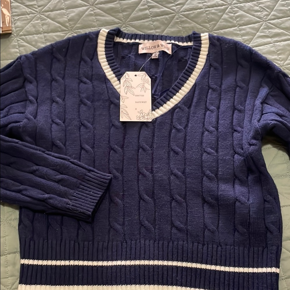 Willow & Wind Navy V-Neck Sweater